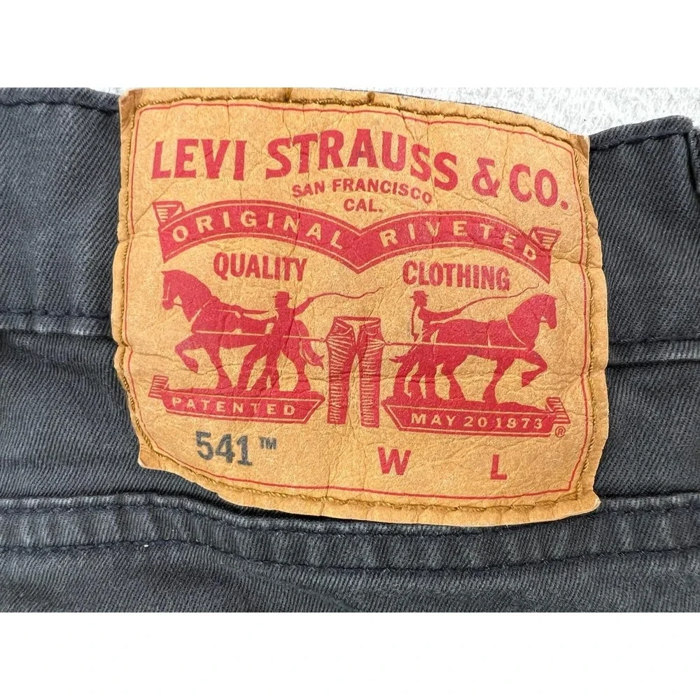 Levis 541 Jeans Mens 44x32 Gray Athletic Tapered Stretch Denim Charcoal Wash